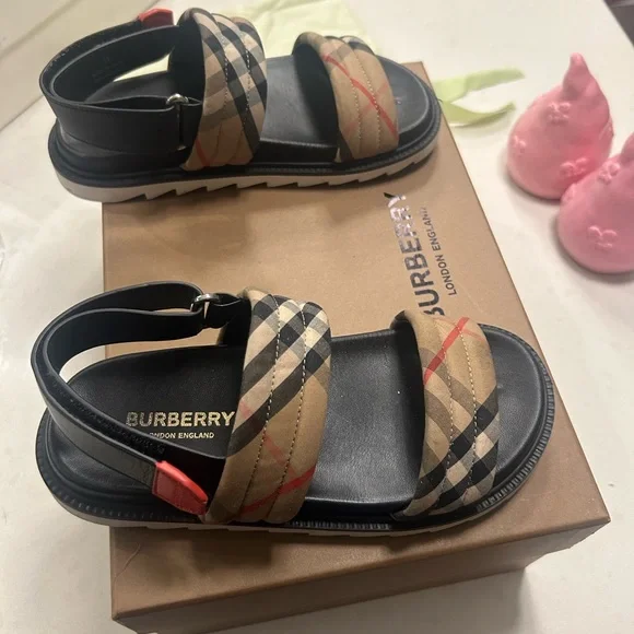 KIDS BURBERRY CHILDRENS SANDALS - Picture 2 of 6